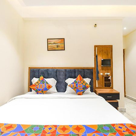 Fabhotel Prime The Golden Plaza - Nr Tarapith Temple Exterior foto